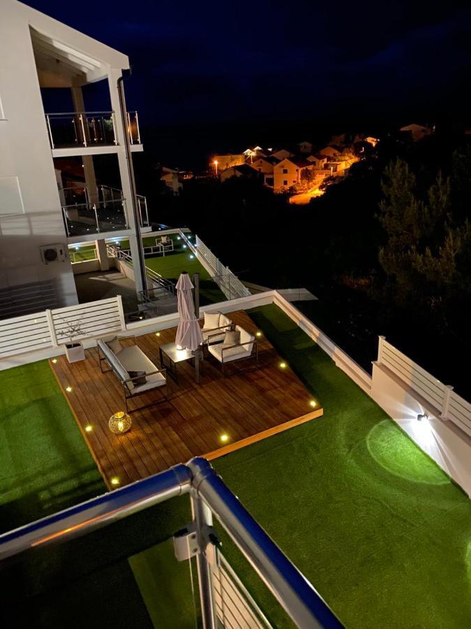 Ellavis Apartments Dış mekan fotoğraf