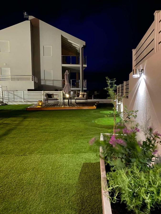 Ellavis Apartments Dış mekan fotoğraf