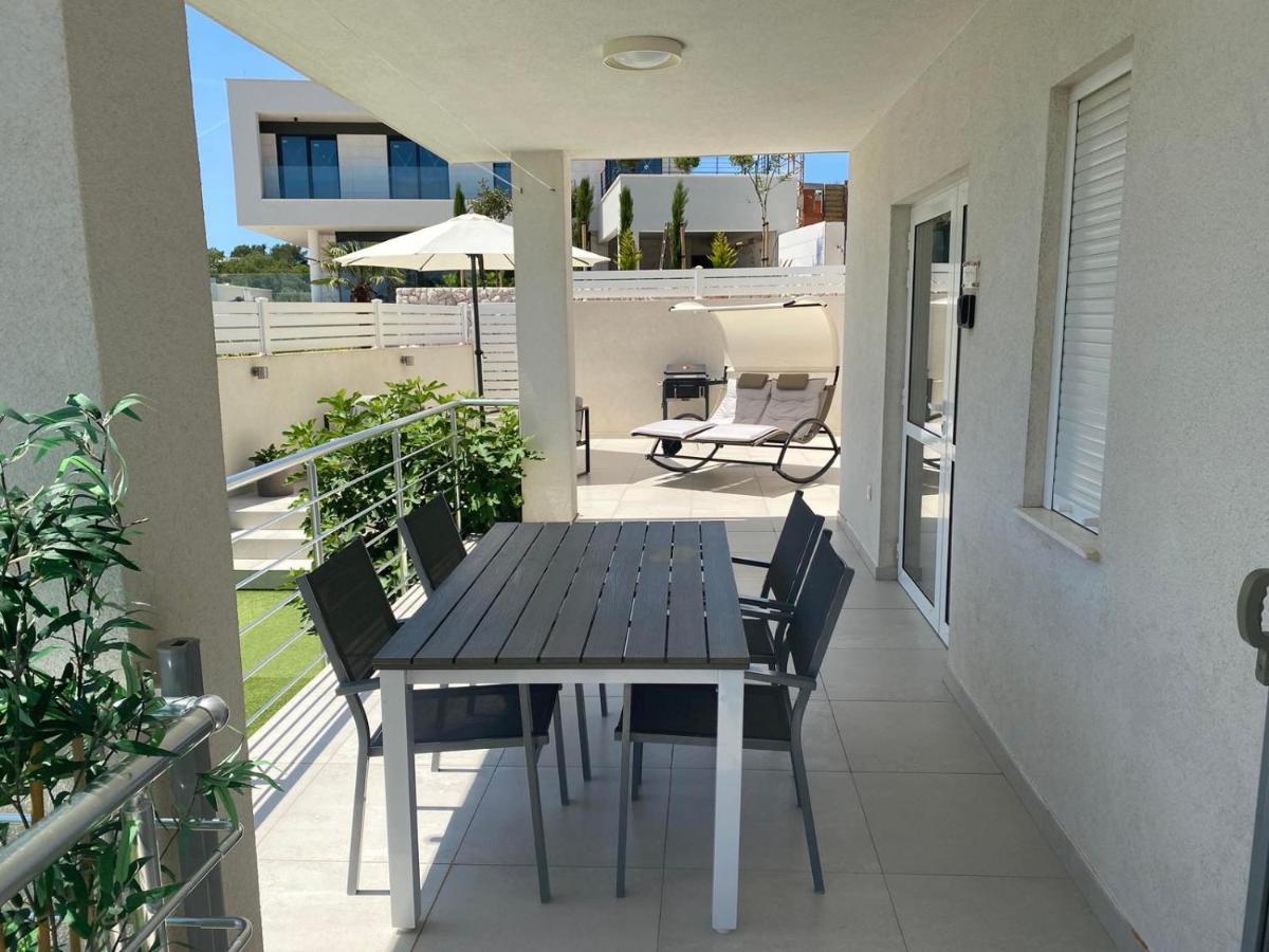 Ellavis Apartments Dış mekan fotoğraf