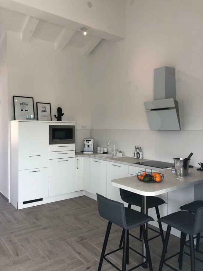 Ellavis Apartments Dış mekan fotoğraf